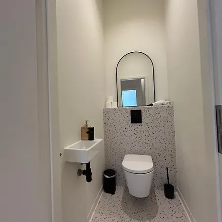 Jacuzzi Prive - Moderne A Apartament Strasburg