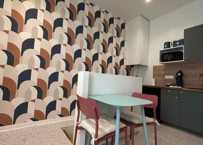 Jacuzzi Prive - Moderne - Strasbnb 아파트